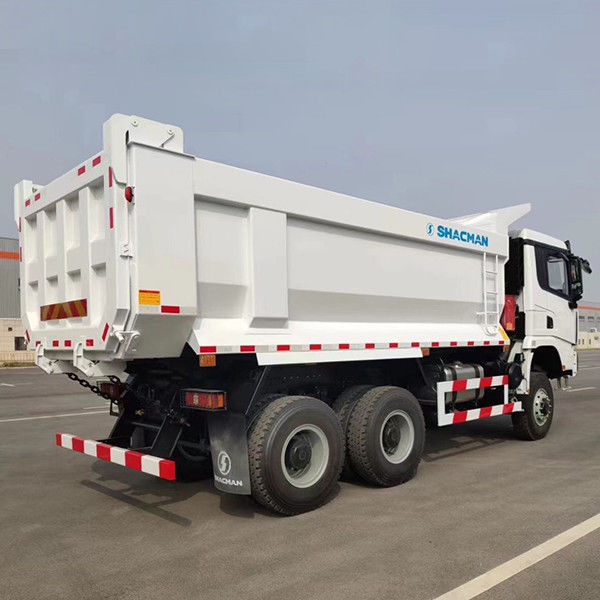 6x4 en forme de U Blanc X3000 camionneur pour le segment des camions lourds Vitesse maximale 40-55/75 KM/h