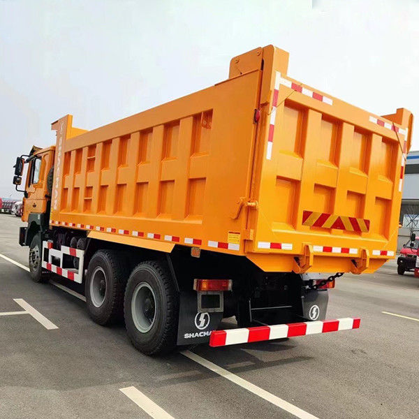 Des camions à décharge Shacman de 300 à 400 litres de capacité de réservoir de carburant et de type carburant diesel avec 2 sièges